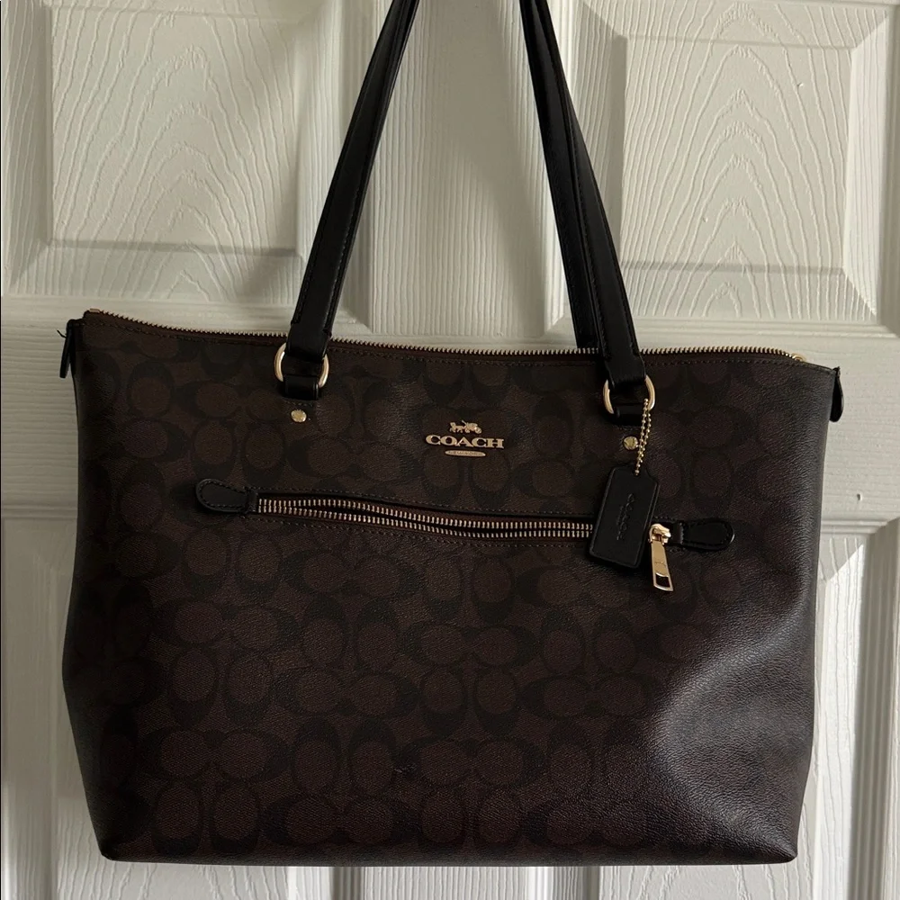 Coach Brown and Black Signature Tote with Gold Hardware - Picture 1 of 7